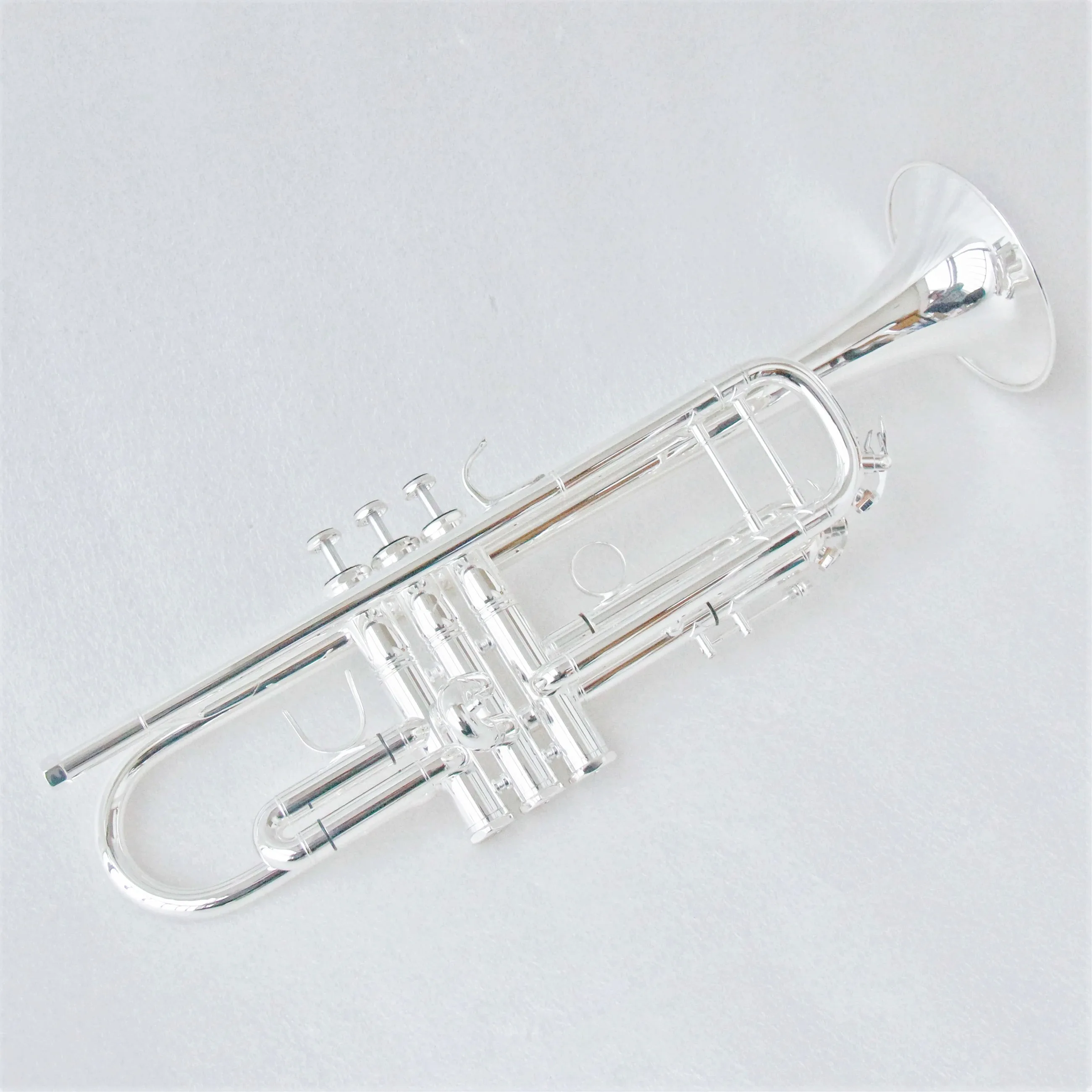 Musical Instrument Ending In A - Tromba di Alta Qualità, Strumento Musicale