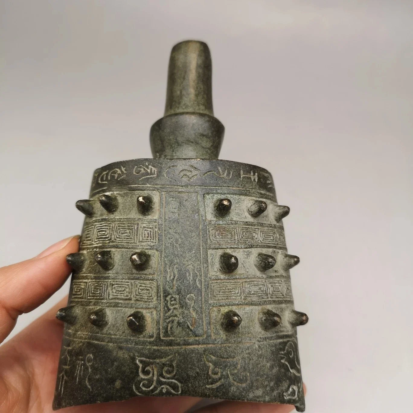 Musical Instrument In Africa - Squisita Collezione di Campanelli in Bronzo